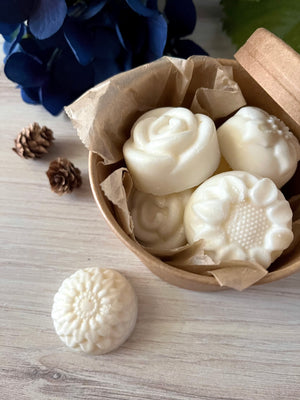 Aromatherapy Natural Soy Wax Flower Shaped Melts